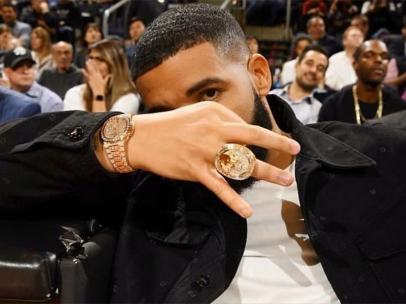 Drake Has The Ultimate Outfit Upgrade - GQ Middle East