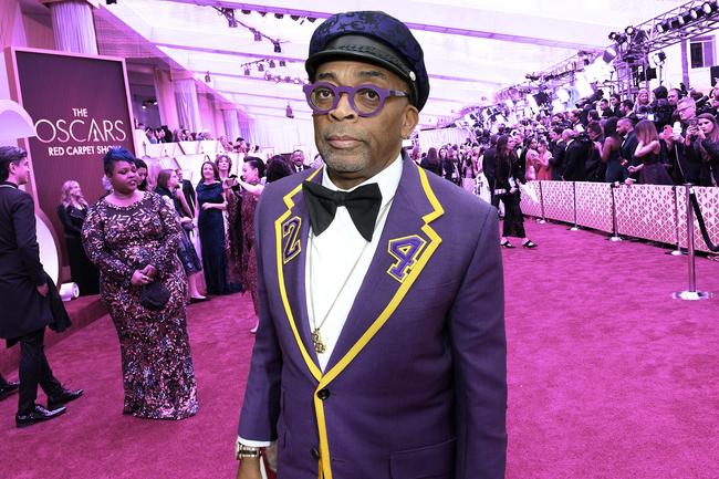 Spike Lee wears Kobe Bryant tribute suit to the Oscars