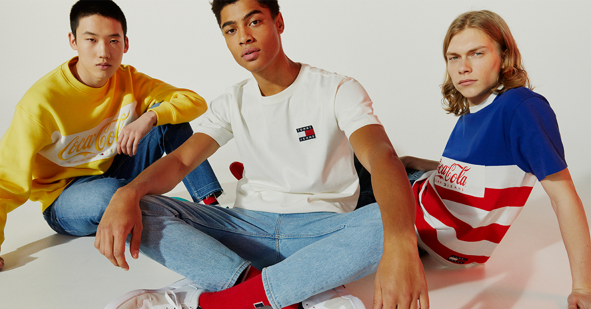 van mening zijn plak Zwerver Queue The Nostalgia: The Tommy Jeans Coca-Cola Collection Is Back - GQ  Middle East