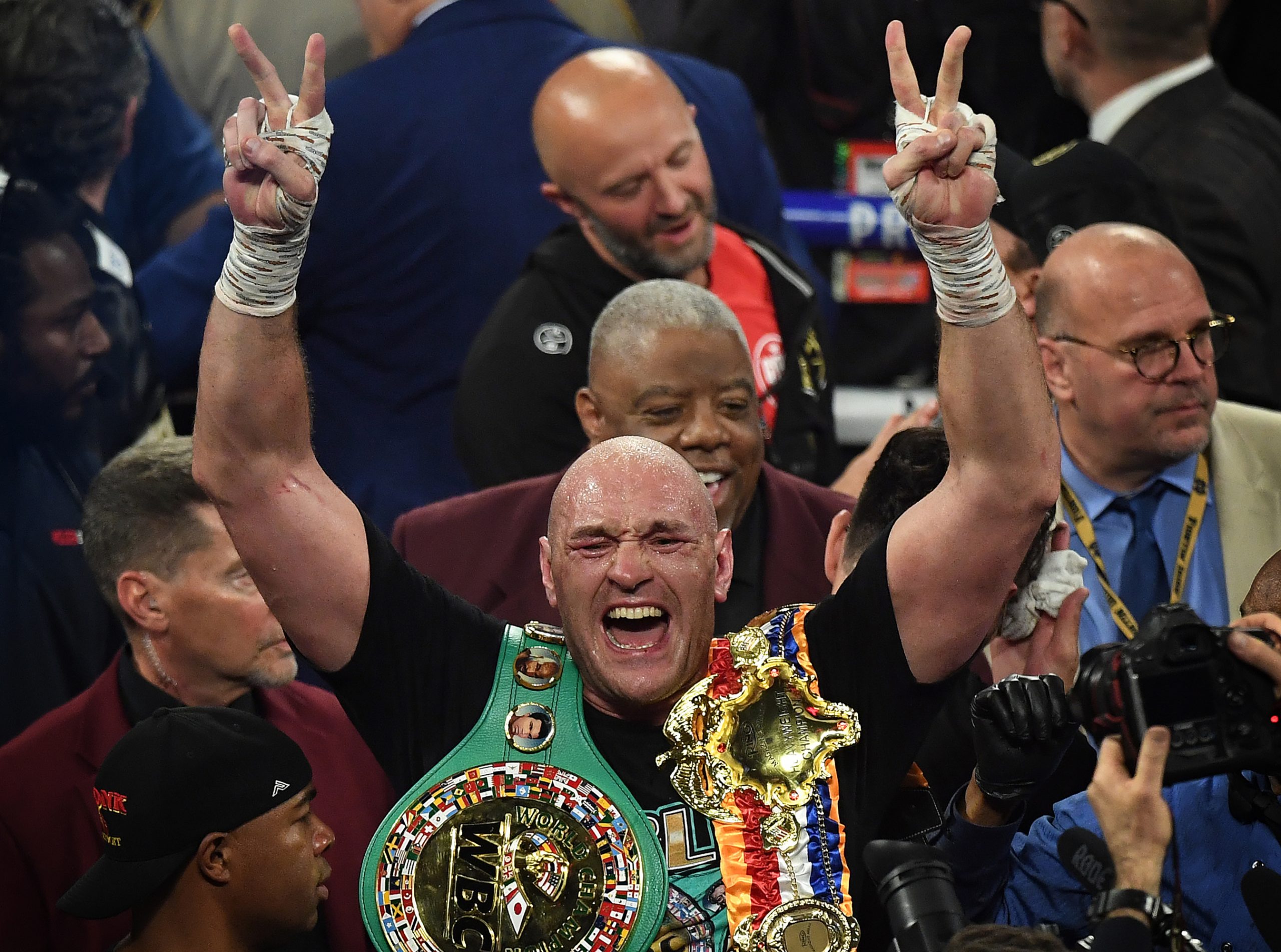 Tyson Fury Deontay Wilder Becomes The WBC Heavyweight Champion GQ Middle East