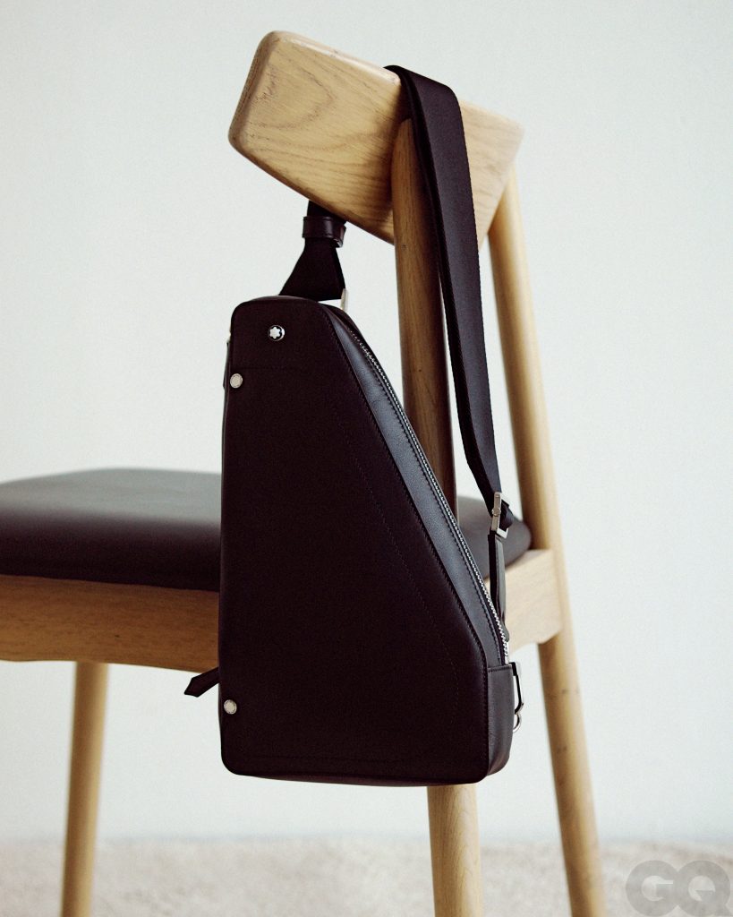 Meisterstück Selection Soft Sling Bag - Luxury Sling bag – Montblanc® CO