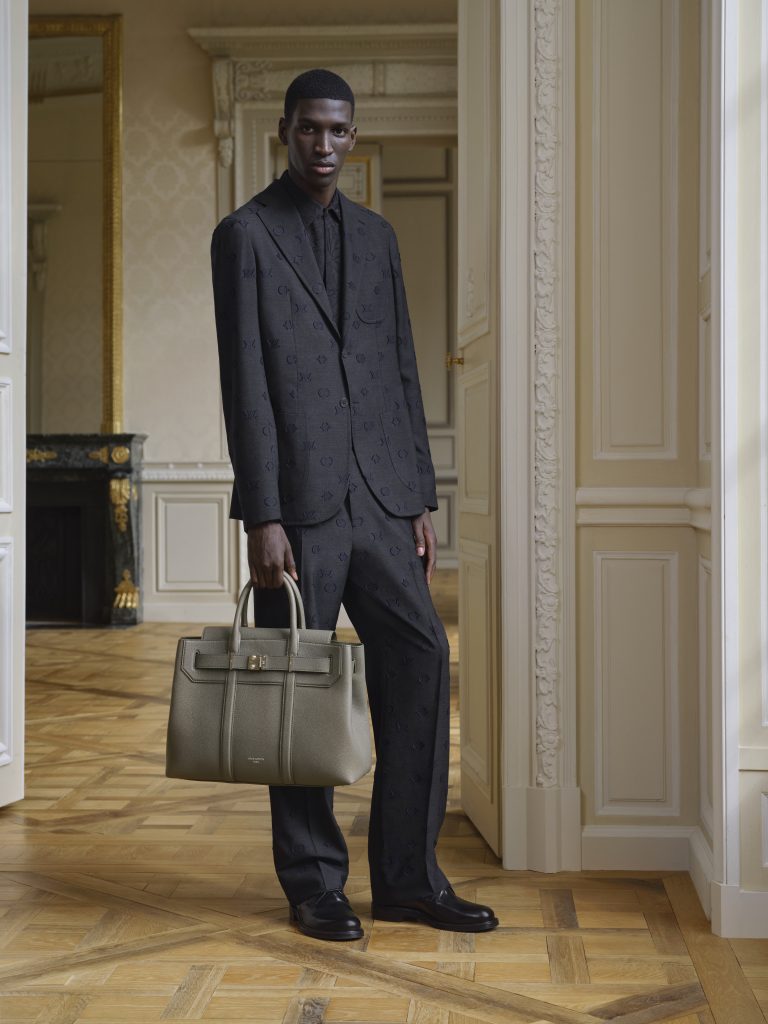 Louis Vuitton Unveils its Spring/Summer '24 Men's Formal Collection - GQ  Middle East