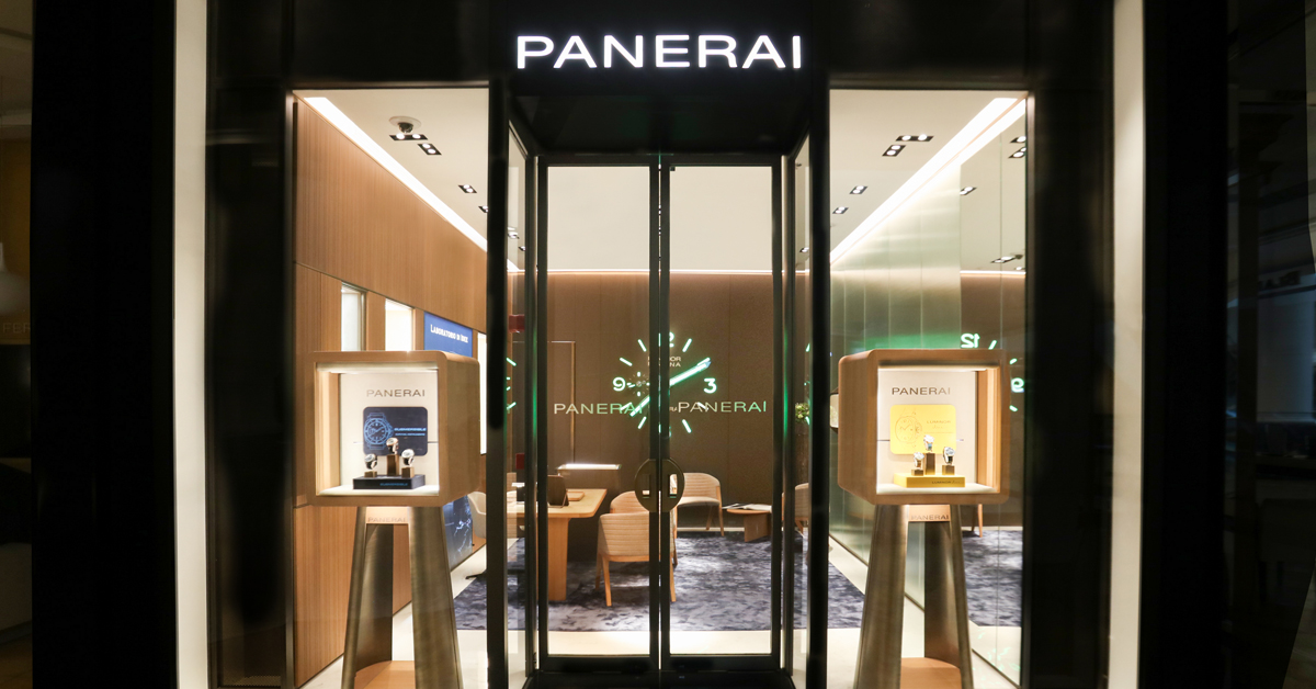 There S A New Panerai Boutique At Mall Of The Emirates Gq Middle