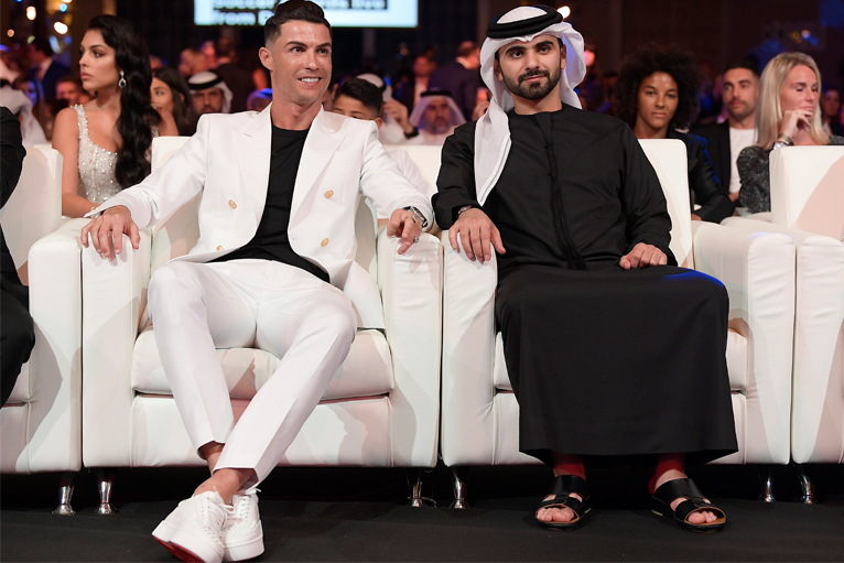 Cristiano Ronaldo Wins Sixth Men S Player Of The Year Award At Globe Soccer Awards In Dubai Gq Middle East