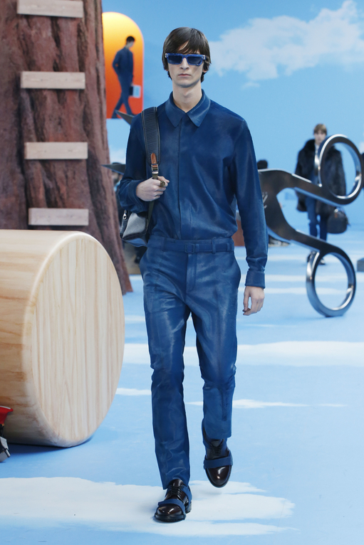 Louis Vuitton's FW20 Show Signals A Tailoring Resurgence - GQ Middle East