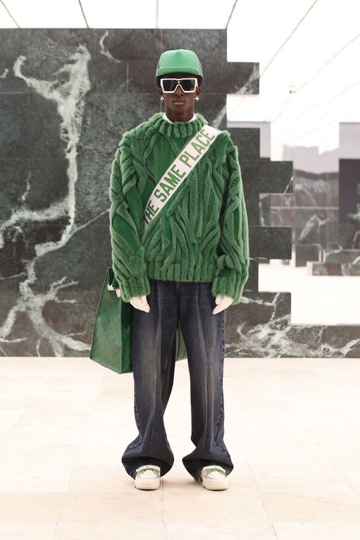 Louis Vuitton on X: #LVMenFW21 Man-made myths. With his new Louis Vuitton  collection, Virgil Abloh employs fashion as a tool to change predetermined  perceptions of dress codes. Watch the performance on Twitter